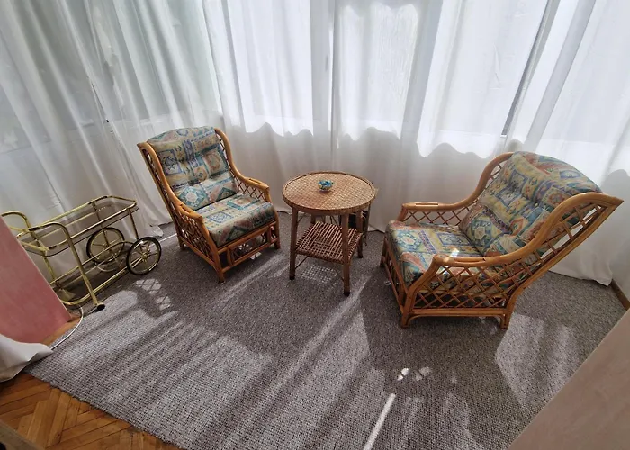 Apartment Ap Malinov 15 Warna