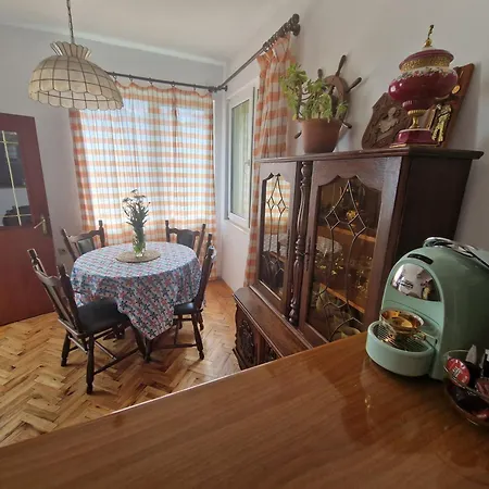 Ap Malinov 15 Apartment
